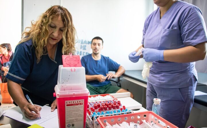 Moreno fortalece su política de salud territorial con más de 40 jornadas sanitarias mensuales