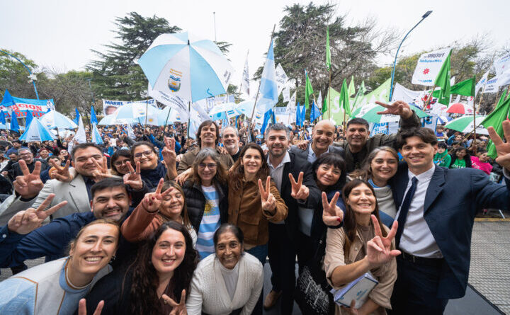 Mariel Fernández: “Por primera vez vamos a tener justicia social en el transporte de Moreno” Mariel Fernández: “Por primera vez vamos a tener justicia social en el transporte de Moreno”