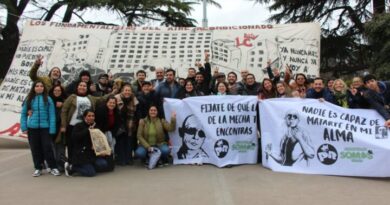 La primera plaza del país que homenajea al Indio Solari está en Moreno y nació de una iniciativa vecinal